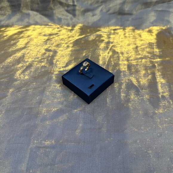 APM Monaco Eclat Gold Square Ring - Picture 2 of 5